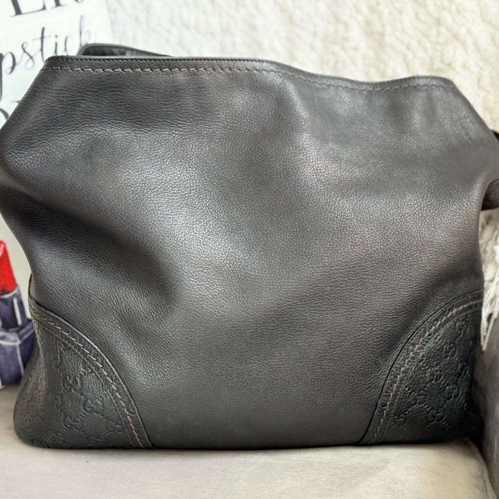 Gucci Black Leather Hobo Bag with Gold Hardware - Picture 15 of 16
